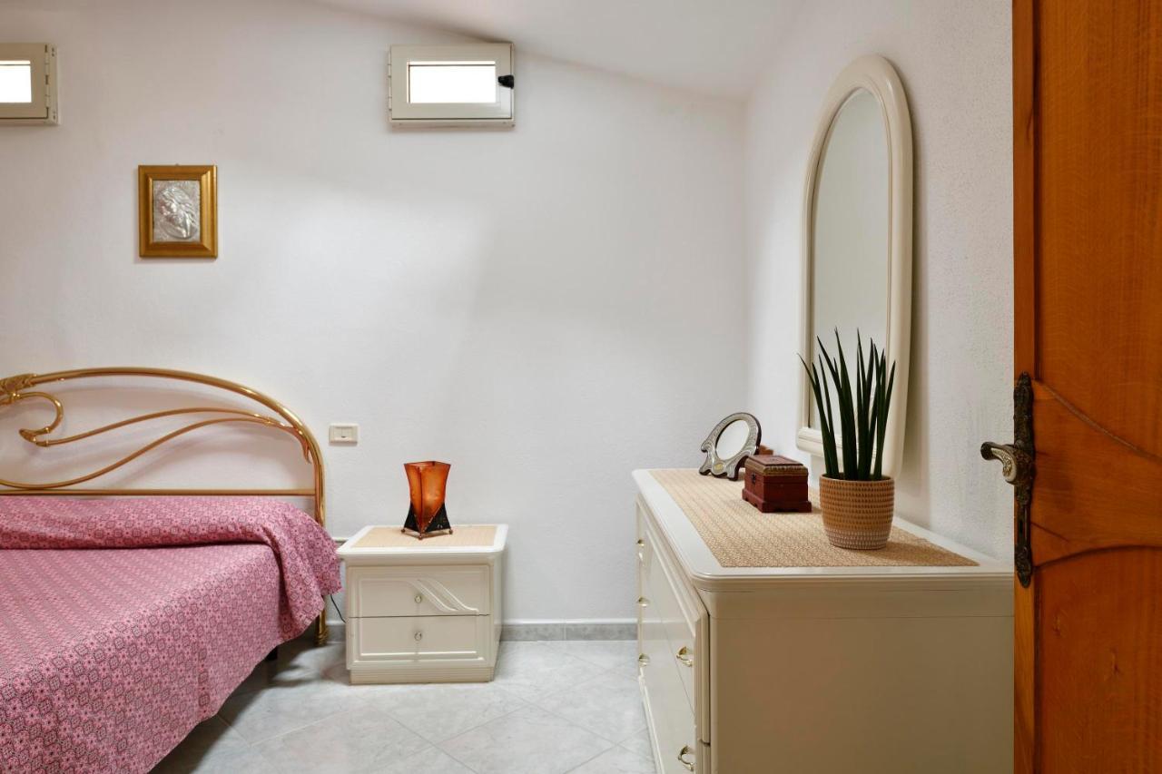 Appartamento Holiday Cala Gonone Buitenkant foto